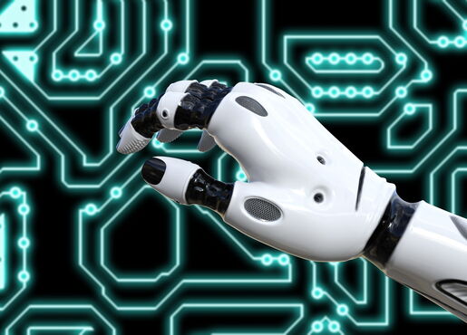Eine Roboterhand vor einem Datenfeld